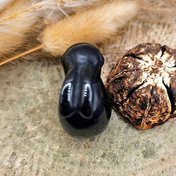 Nature Obsidian Hand Carved Bunny Decor Figure - Picture 4 of 10